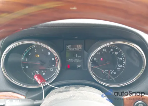 2013 Jeep Grand Cherokee Overland z USA, uszkodzony, nr VIN 1C4RJFCT9DC544787